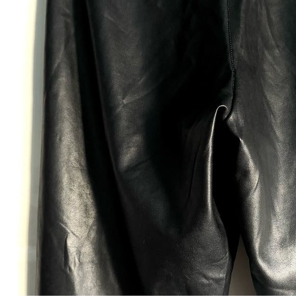 Aritzia Ten by Babaton Showcase High Waisted Faux Leather Legging Pant M EUC - Picture 13 of 15